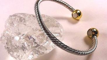 Magnetarmband "Golfer" mit 50% Rabatt